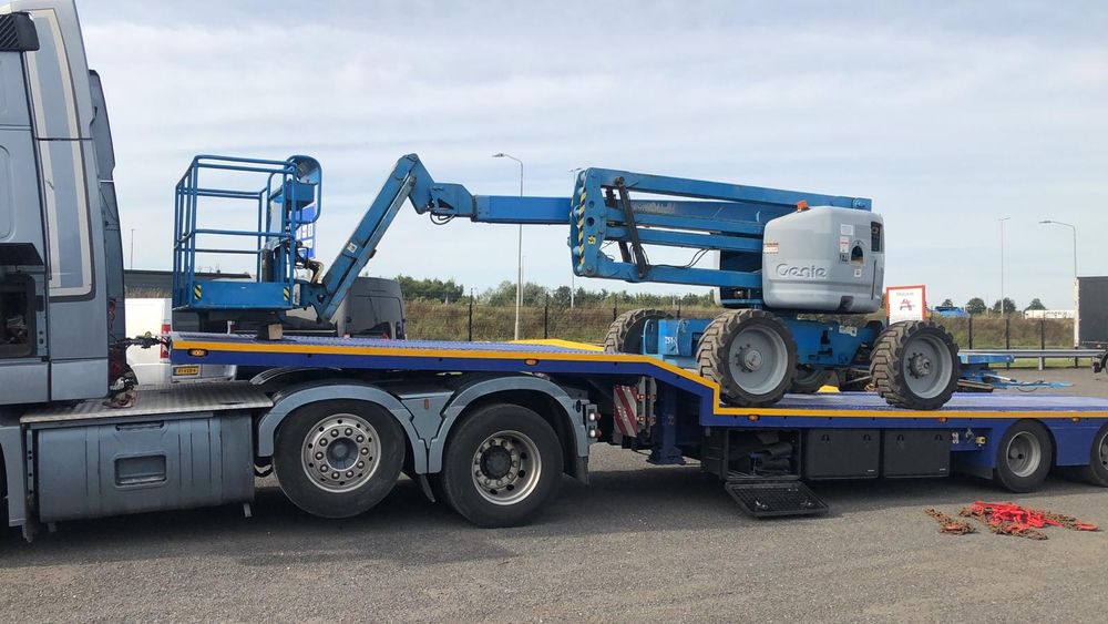 Wynajem podnośników  koszowych  Genie JLG