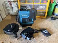 Vendo laser profissional makita com 16 linhas