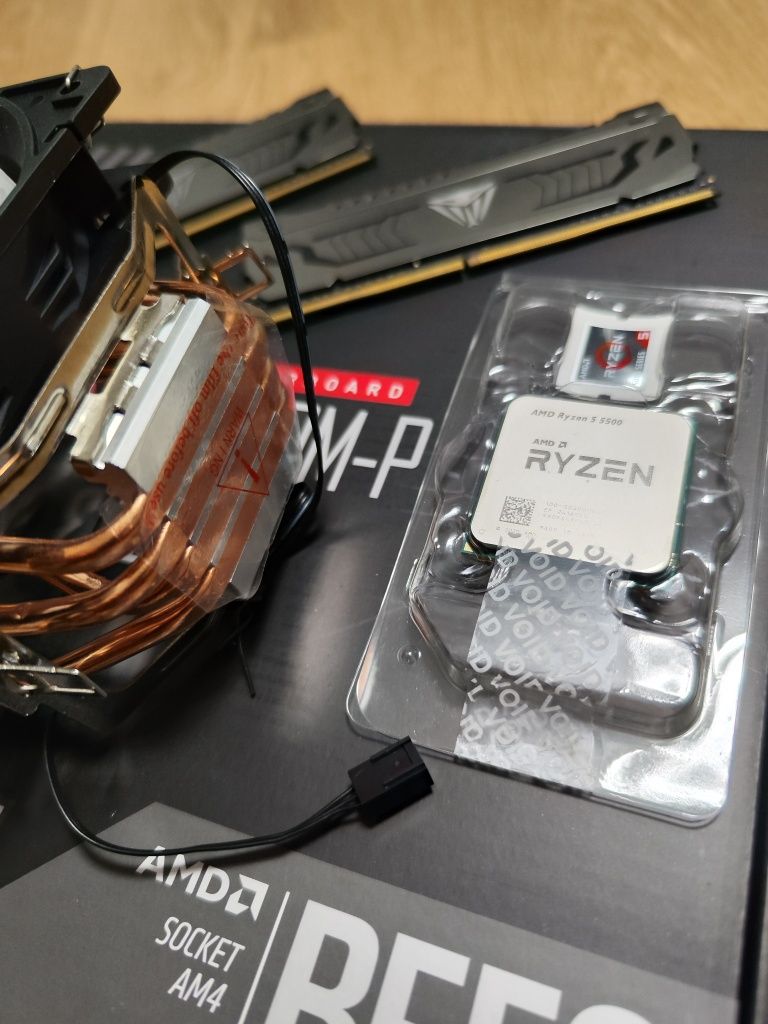 Материнська плата MSI b550m-p Ryzen 5 5500