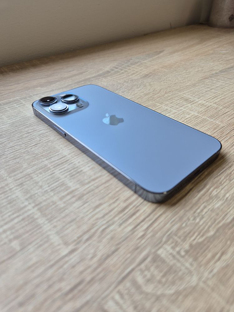 Iphone 13 pro błekitny