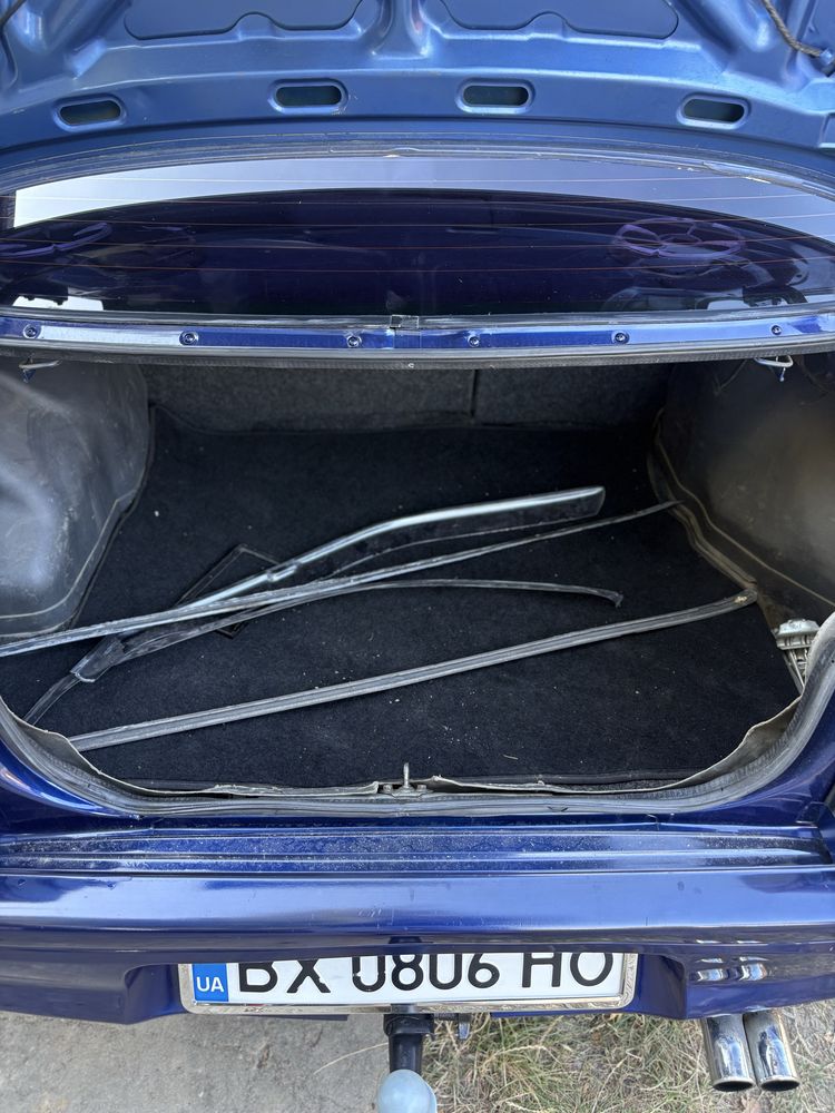 Продам Mazda 323bg