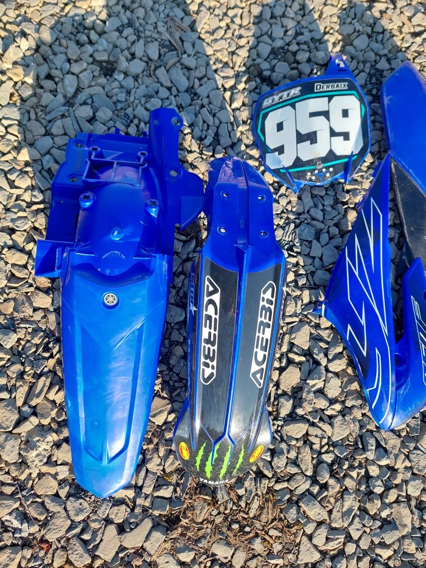 Yamaha yzf 250 plastiki okleina błotnik ogon  wr