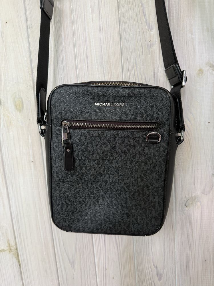 Чоловіча сумка месенджер michael kors в ідеальному стані