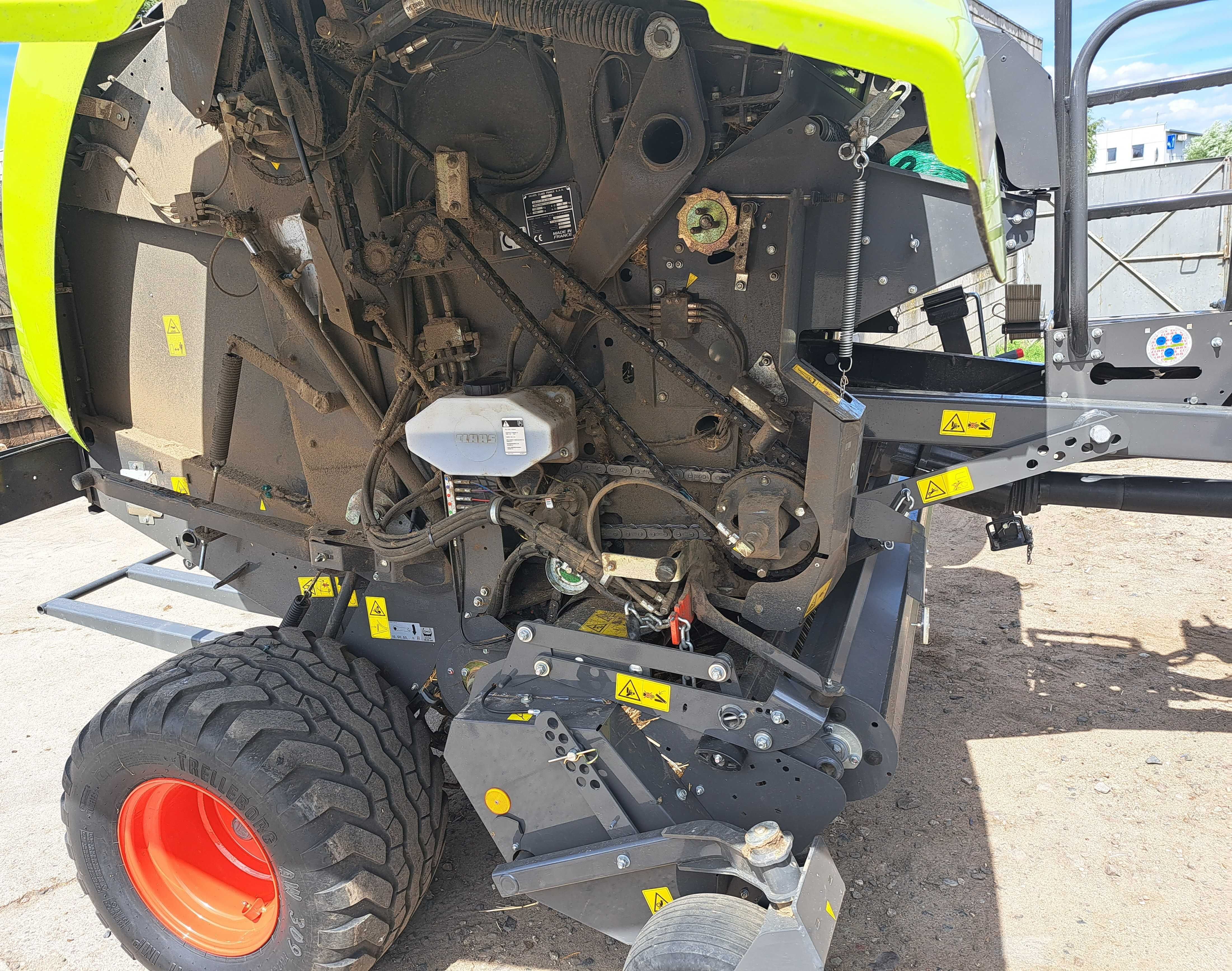 Prasa CLAAS variant 460 RC !