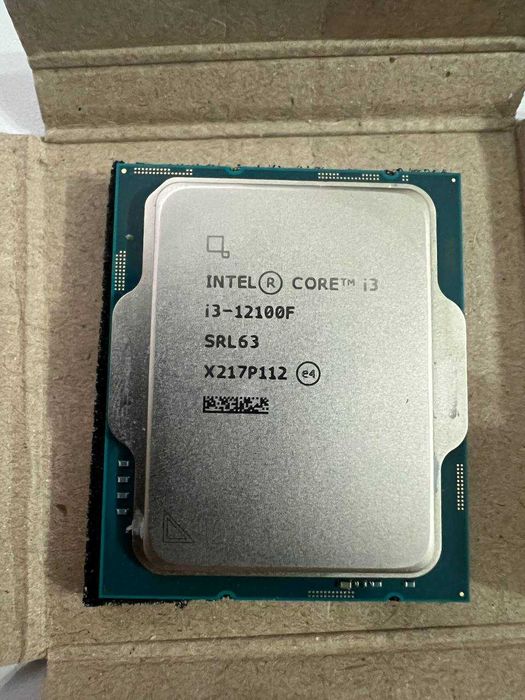 Intel Core i3-12100F