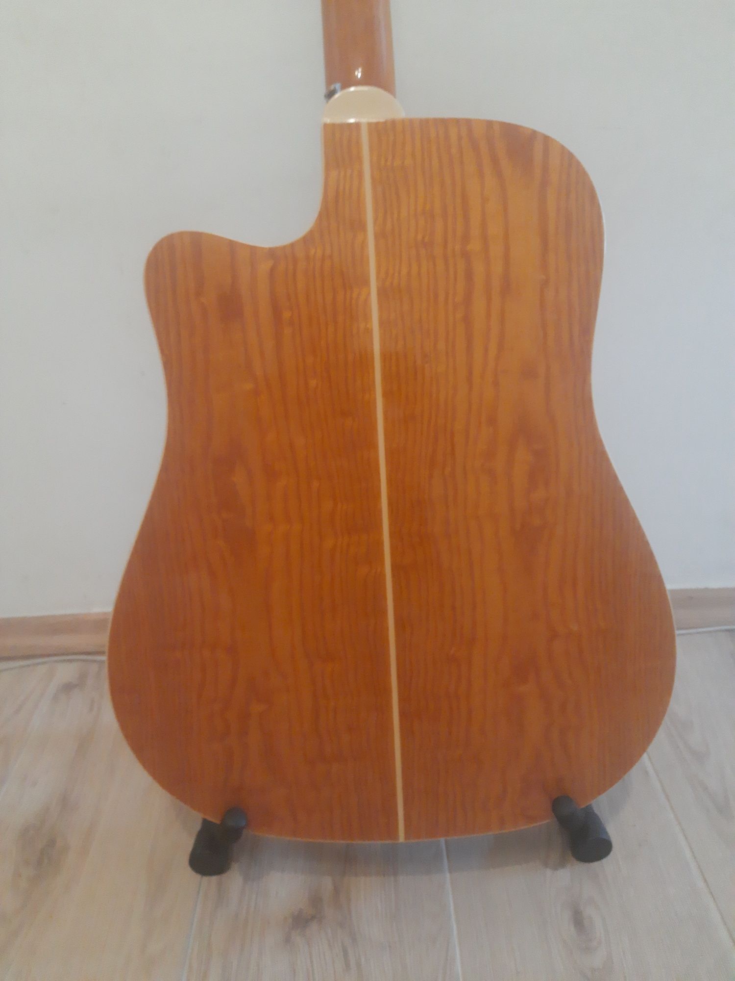 Takamine EG333C-LTD gitara hybrydowa elektro-akustyczna + GRATIS !!!