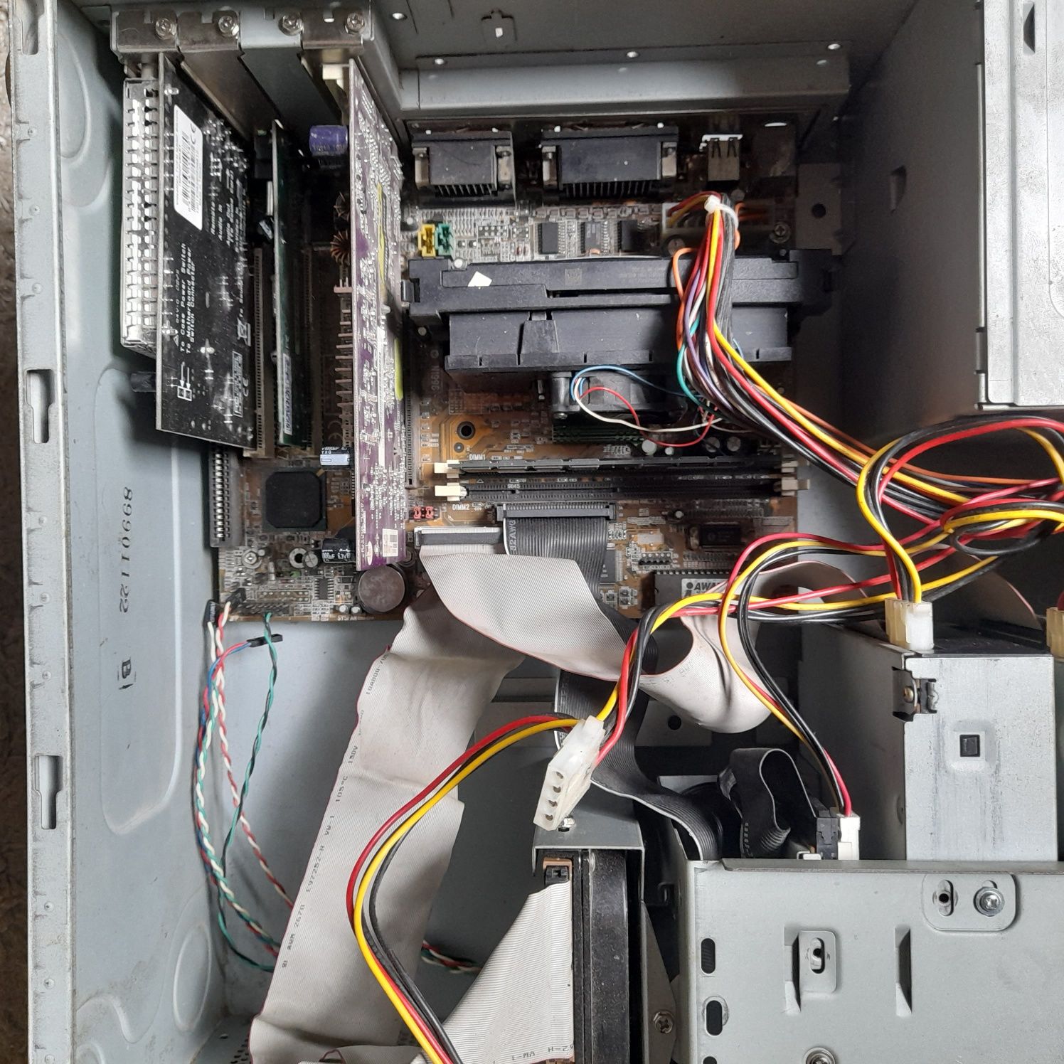 Komputer retro p3 450mhz 128mb
