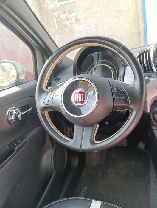 Электромобиль Fiat 500e