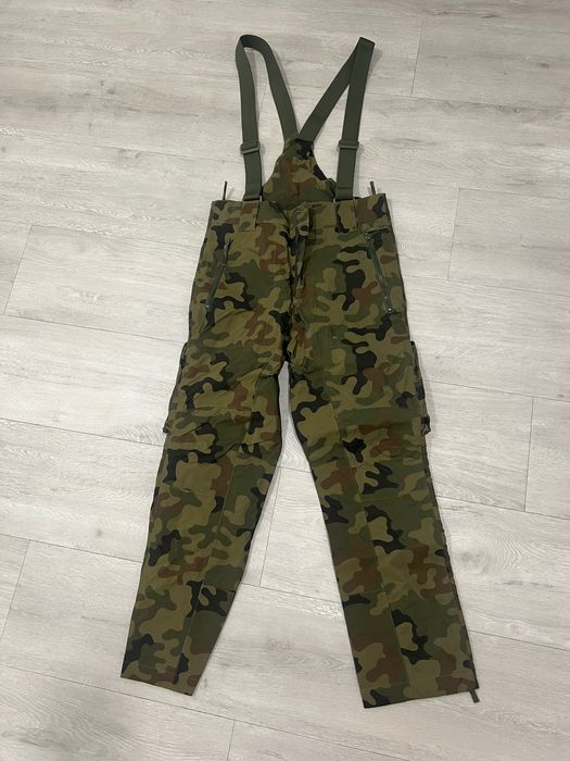 Wojskowe ubranie ochronne, spodnie na szelkach rozmiar s/xl MON