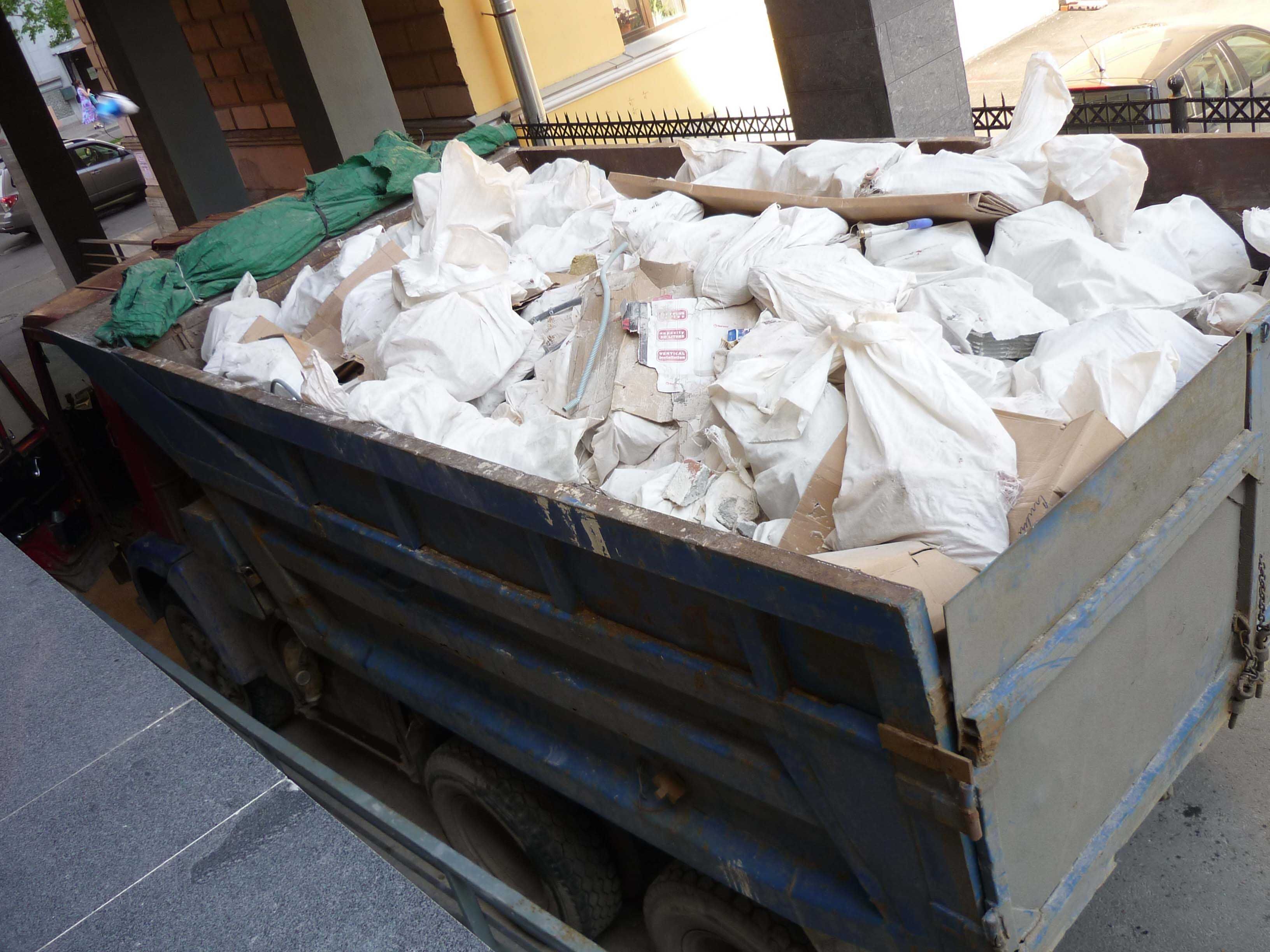 Вивіз сміття, Вивіз старих меблів, мотлоху, Вывоз строительного мусора