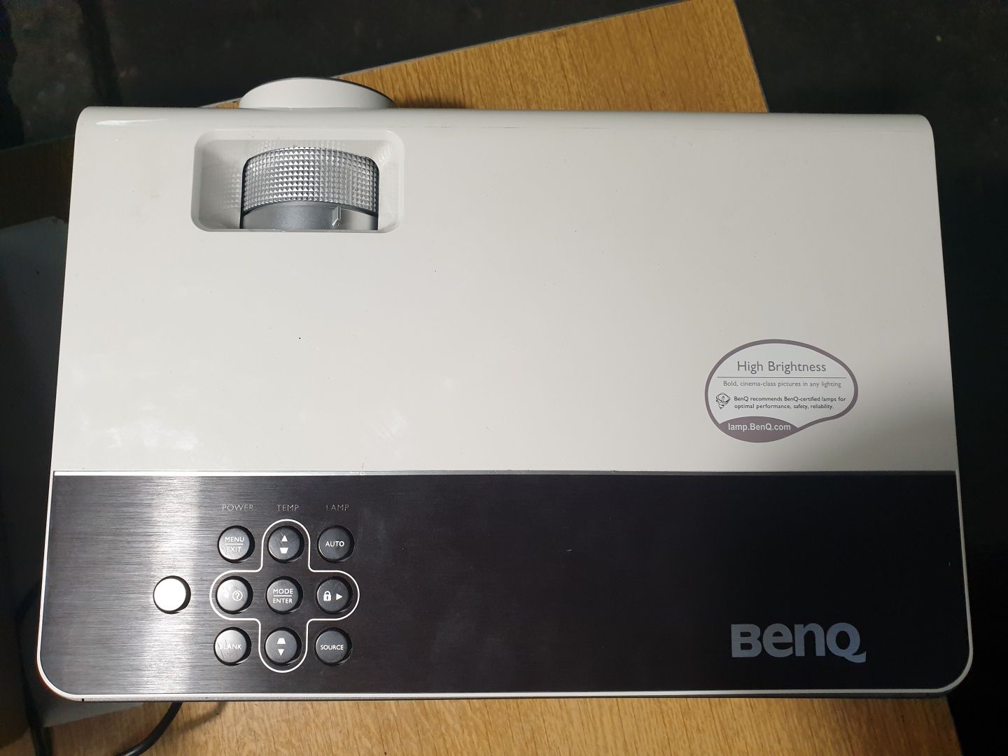 Projektor Benq W600 plus