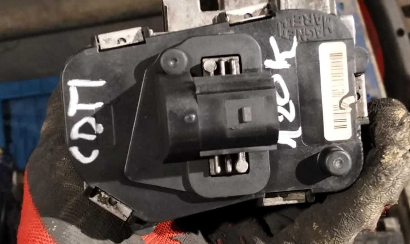 przepustnica opel vectra c zafira b Astra H III 1.9 120km, 150KM 2.2 B