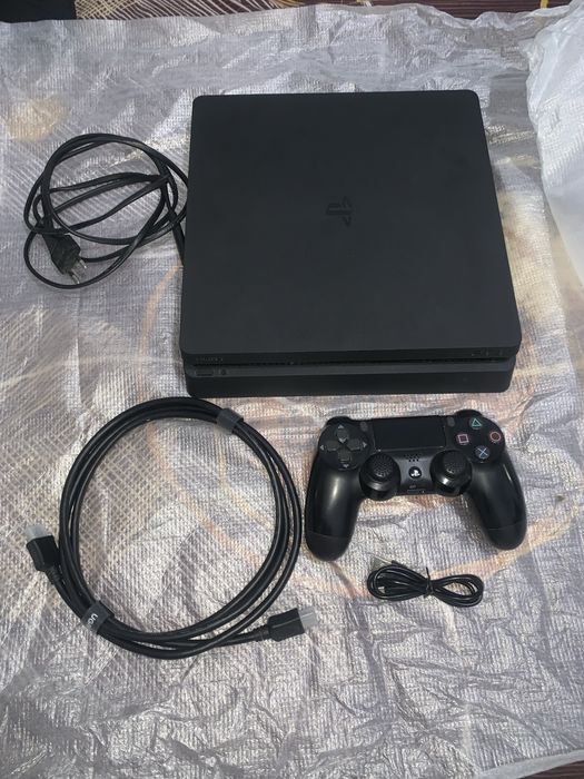 PlayStation 4 Slim - 1 TB | Excelente Estado