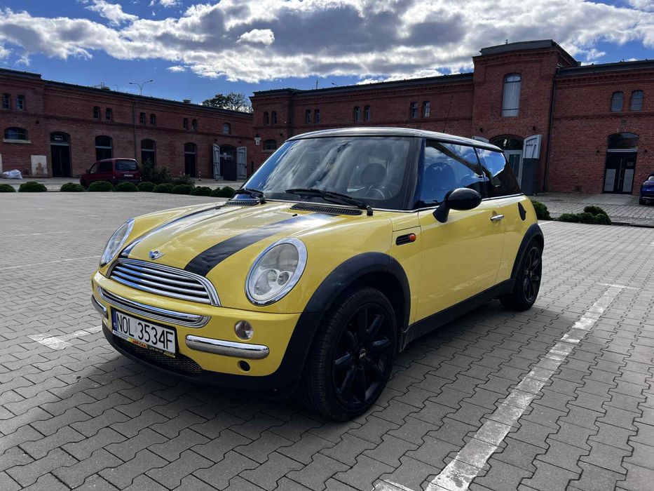 Mini Cooper R50 1.6 116KM 2001