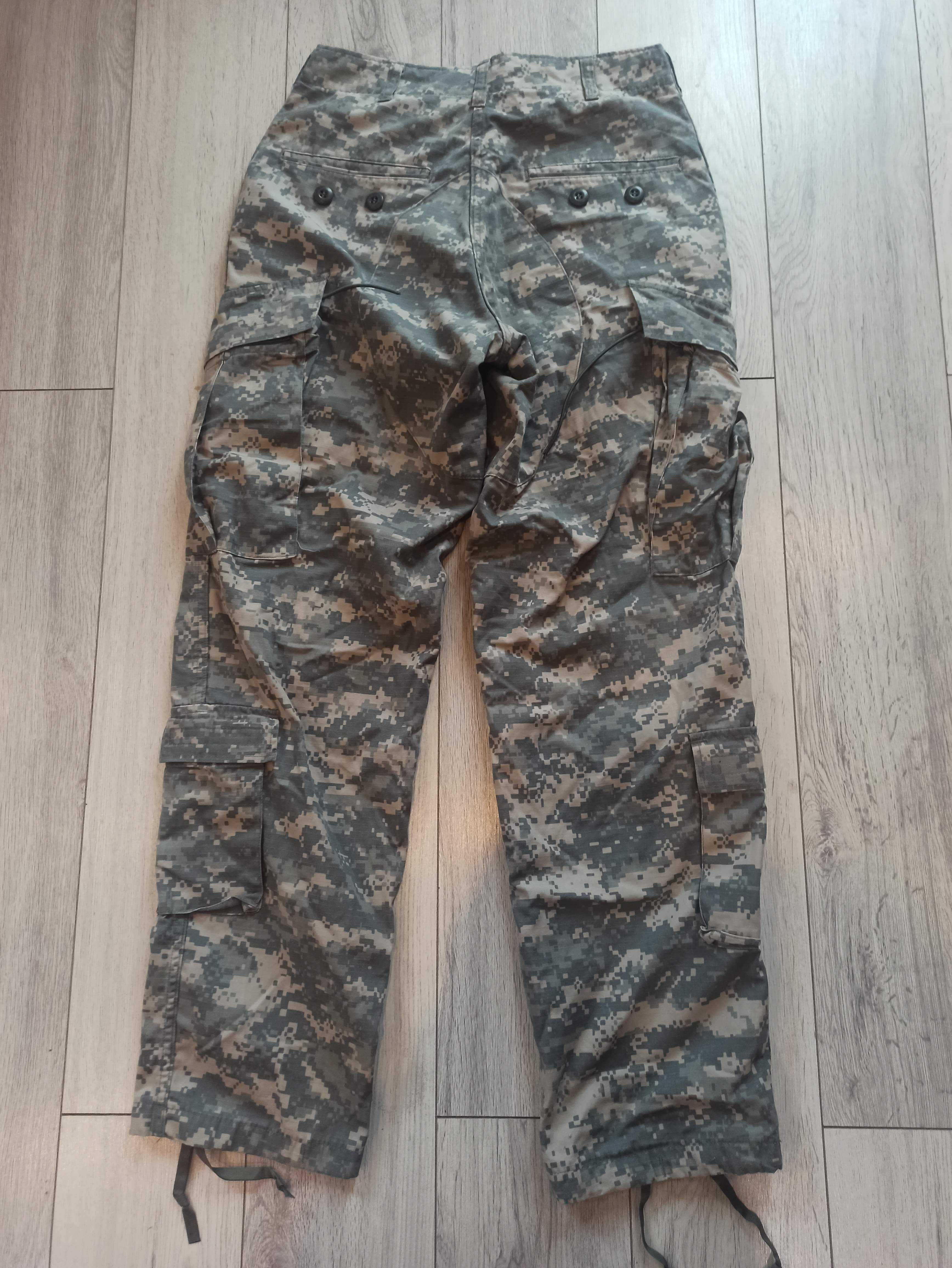 spodnie wojskowe ACU UCP SMALL SHORT SS US ARMY niepalne 65/25/10