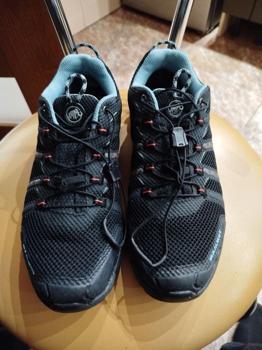 Кросівки  MAMMUY