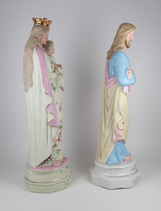 Esculturas antigas em porcelana - 38 cm, cada