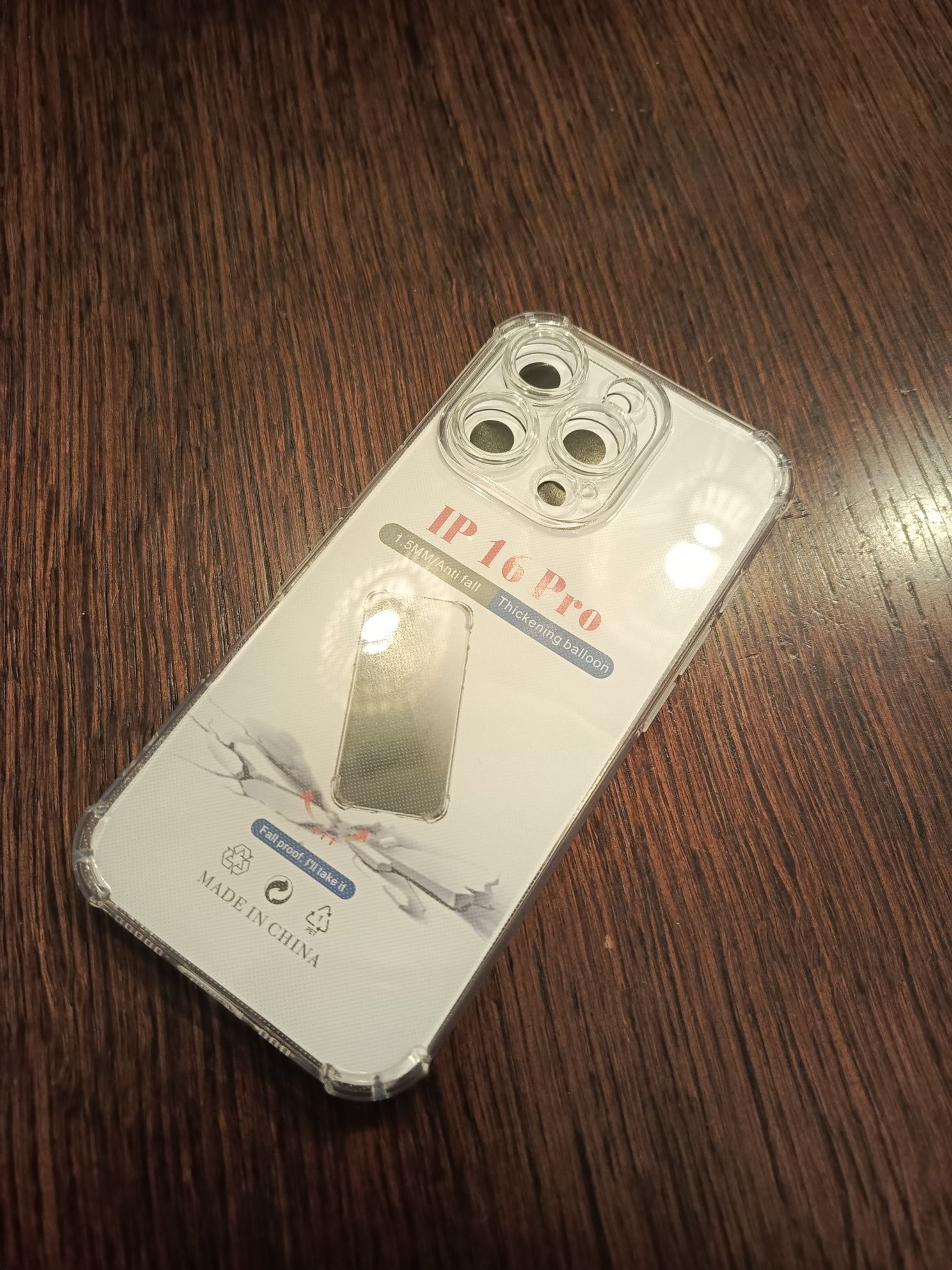 Etui Iphone 16 pro, 14 pro, 15 pro, 15 pro max futerał case rogi Airba