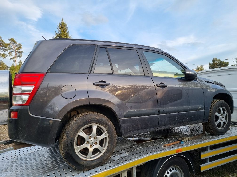 Suzuki grand vitara 2.4 2007