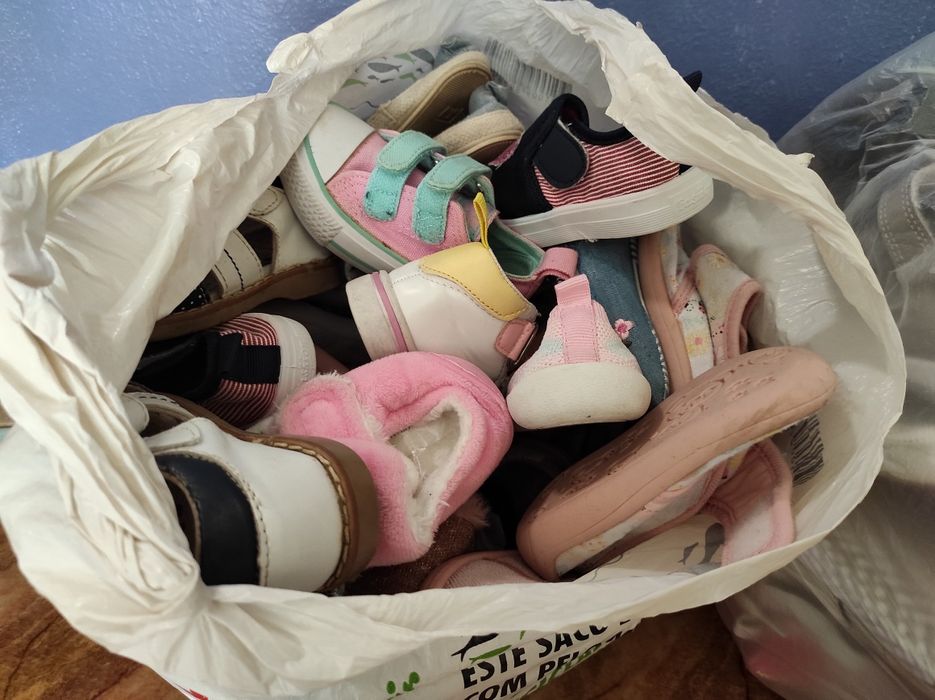 Sapatos sapatilhas calçado tênis botas  para menina tamanhos 18-22