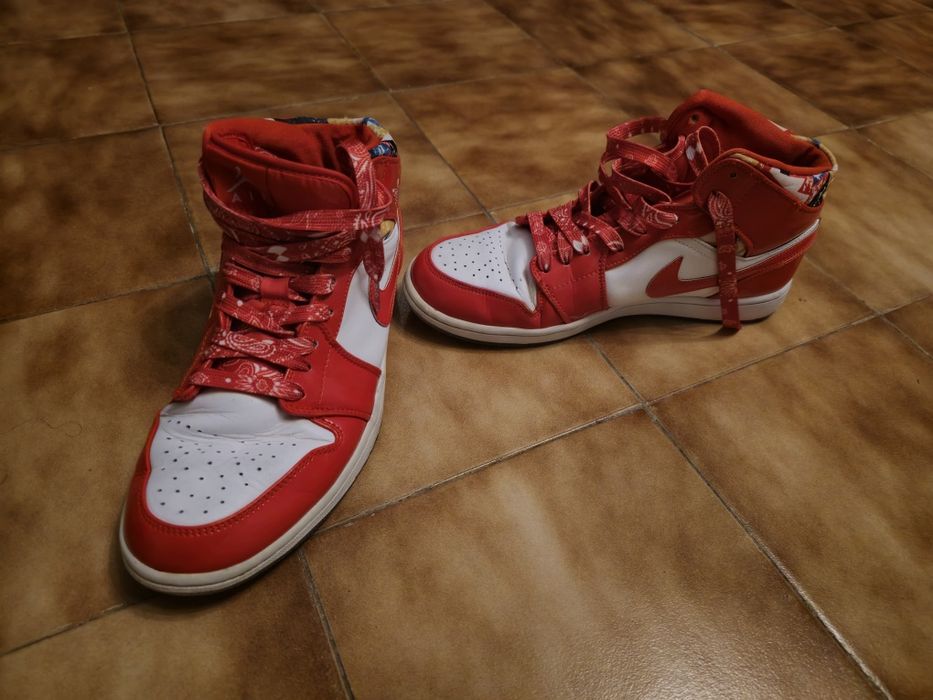 Nike Air Jordan 1 MID SE