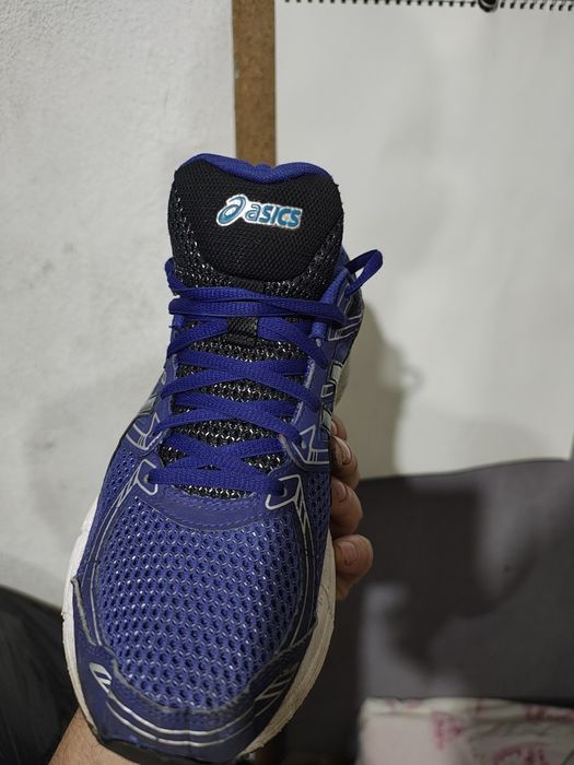 Buty sportowe do biegania Asics Gel-Innovate 6. Rozmiar 41.5