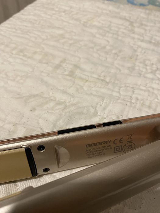 Утюжок для волосся GEEMY