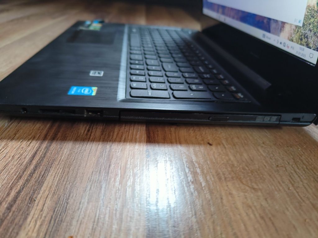Laptop Lenovo g50