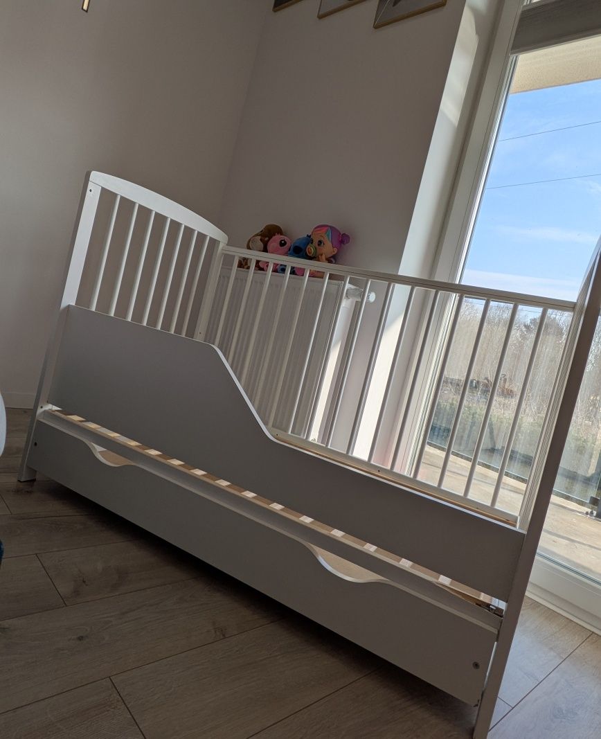 Łóżeczko dla dziecka 3 w 1 - 125x65 rosnące wraz z dzieckiem, stan db/