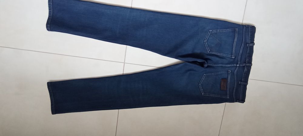Spodnie Wrangler Greensboro W32 L34
