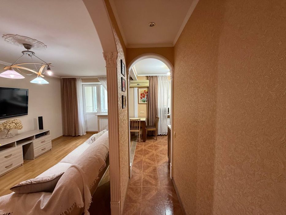 Добротная 3к на Бугском бульваре