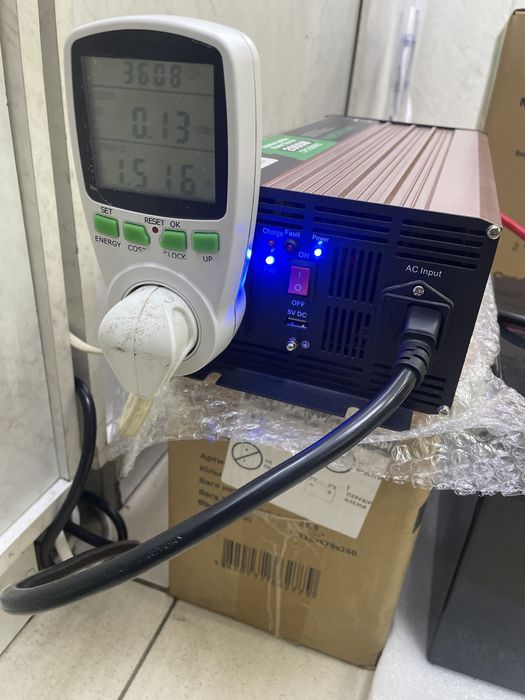 Инвертор Carspa CPS 2000 под внешний АКБ на 2кВт с АЗУ 15А ток заряд