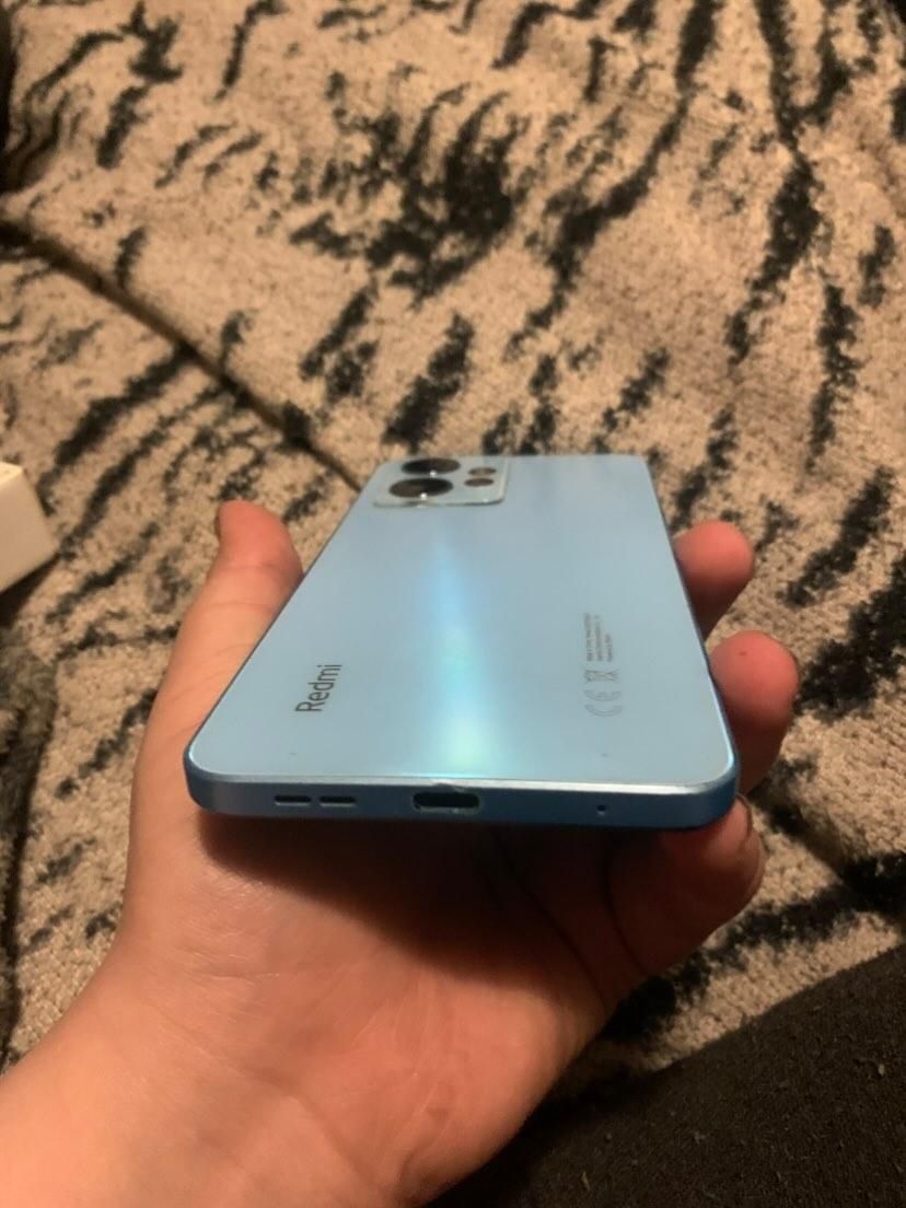 Продам Redmi note 12 4/64
