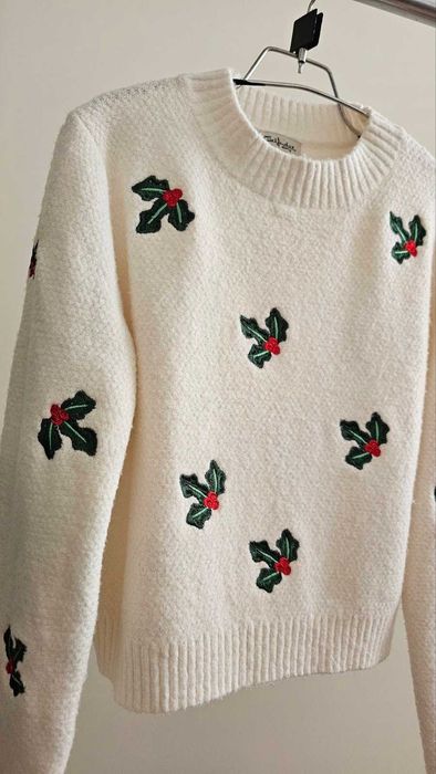 Красивые джемперы с зимним принтом р-р S/М