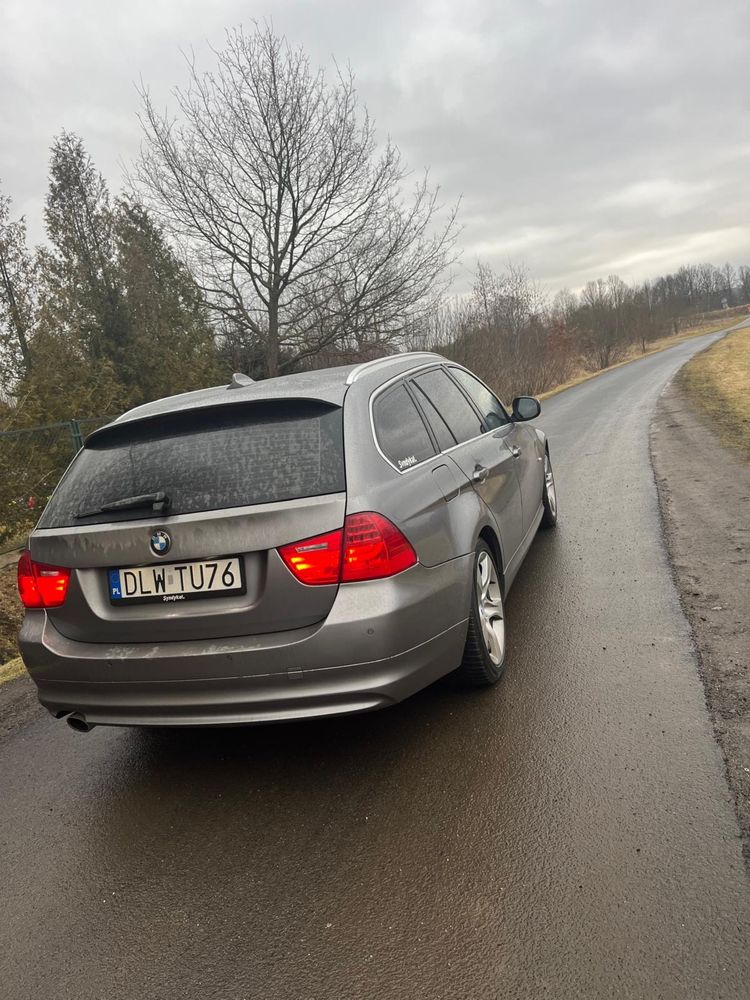 BMW e91 2010