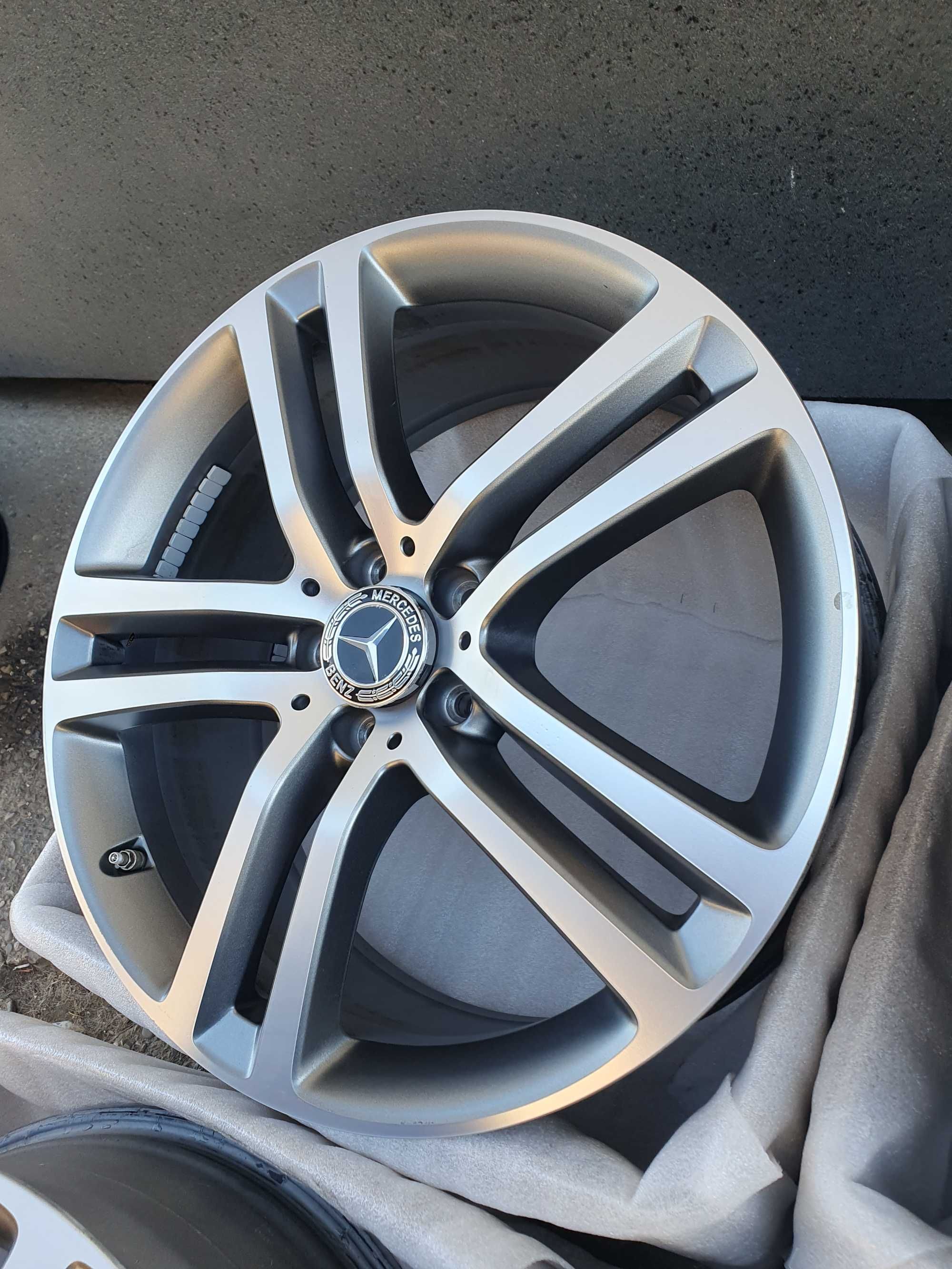 A16# Alufelgi Orginał MERCEDES  20"5x112 GLE V167 C167