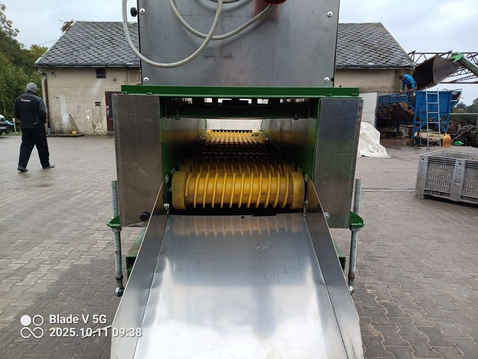 Linia , maszyna  do obierania cebuli , obdmuchiwarka