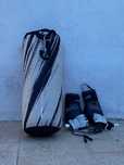 KitDE Boxe DECATHLON -  Saco; 2 Pares De Luvas e Corda. Como NOVO