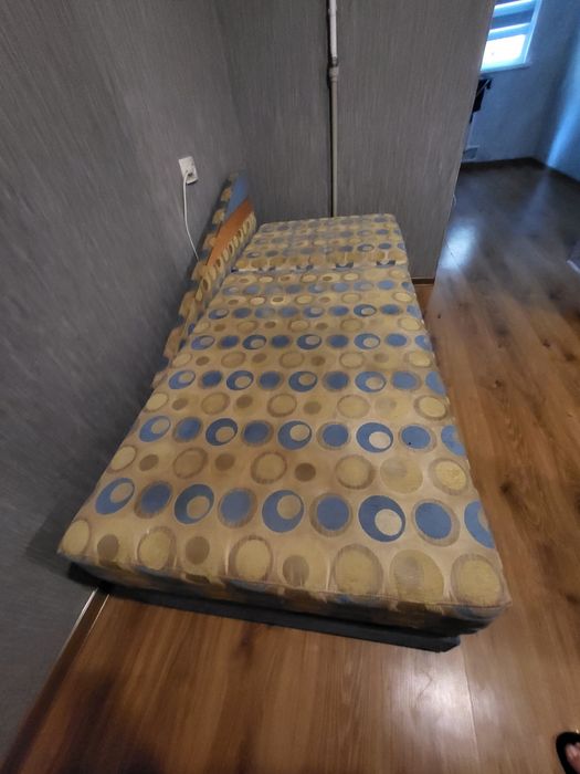 Диван    вживаний