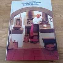 vendo livro cozinha tradicional da ilha terceira