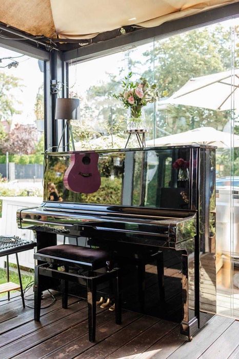 Pianino YAMAHA U2