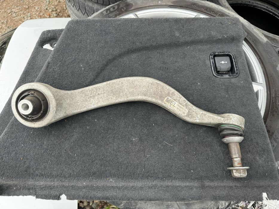 Ричаг шарнир важіль бмв м5 ф90 bmw f90 m5 лівий левий