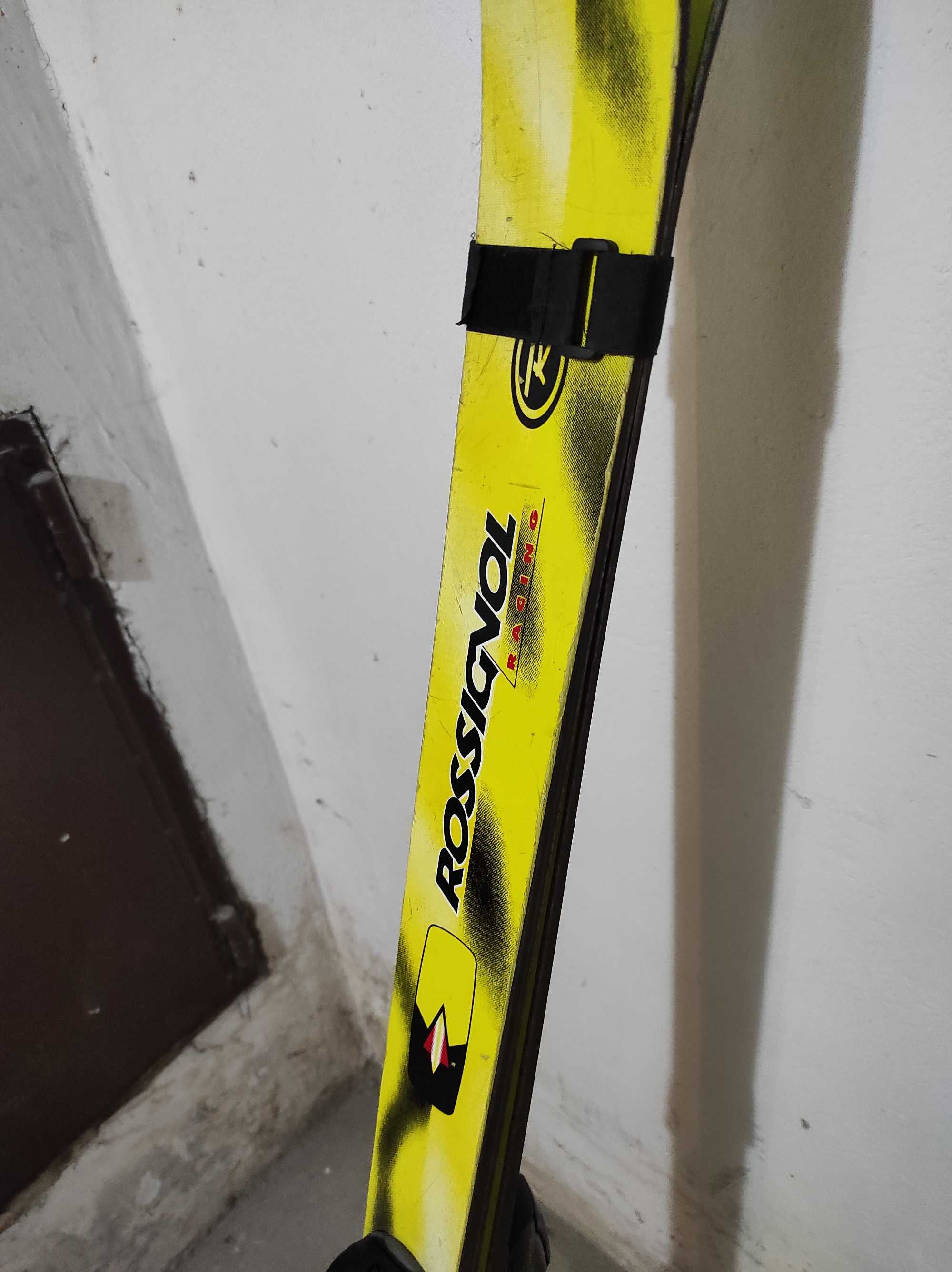 Narty Rossignol racing 160