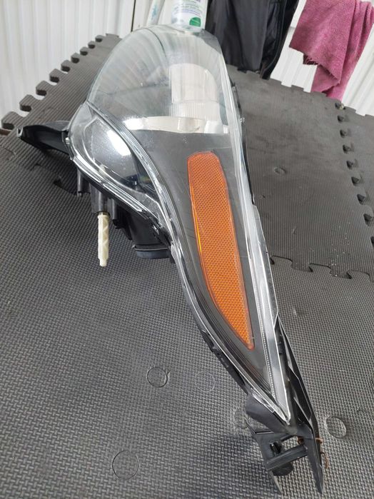 farol esq Ford connect