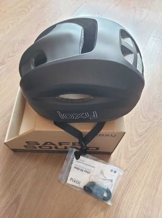 Sprzedam kask z bluetooth do słuchania muzyki, odbierania tel