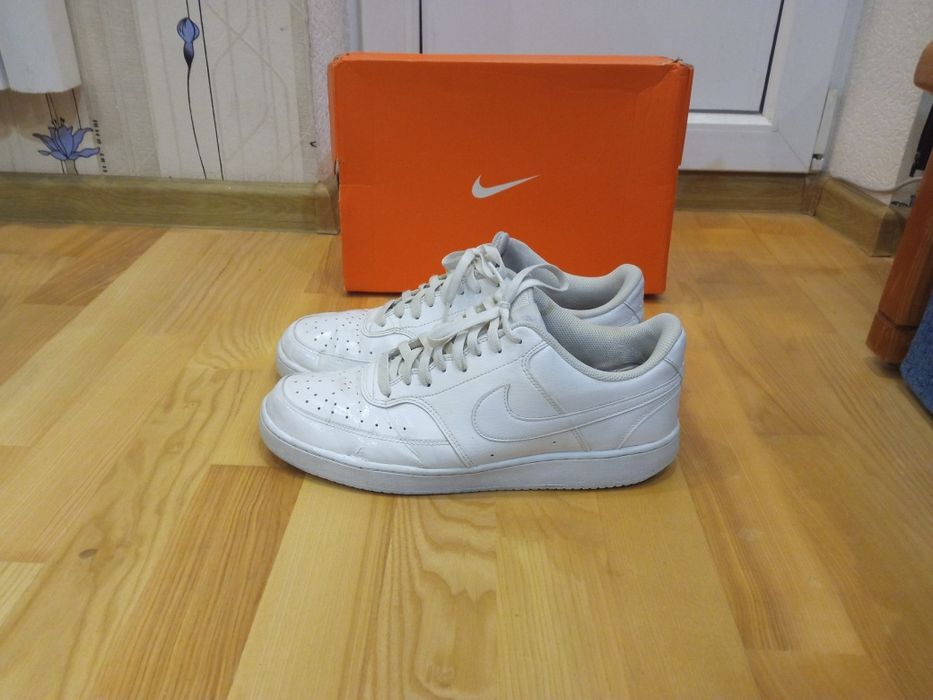 Продам мужские кожаные демисезонные кроссовки Nike Air court vision