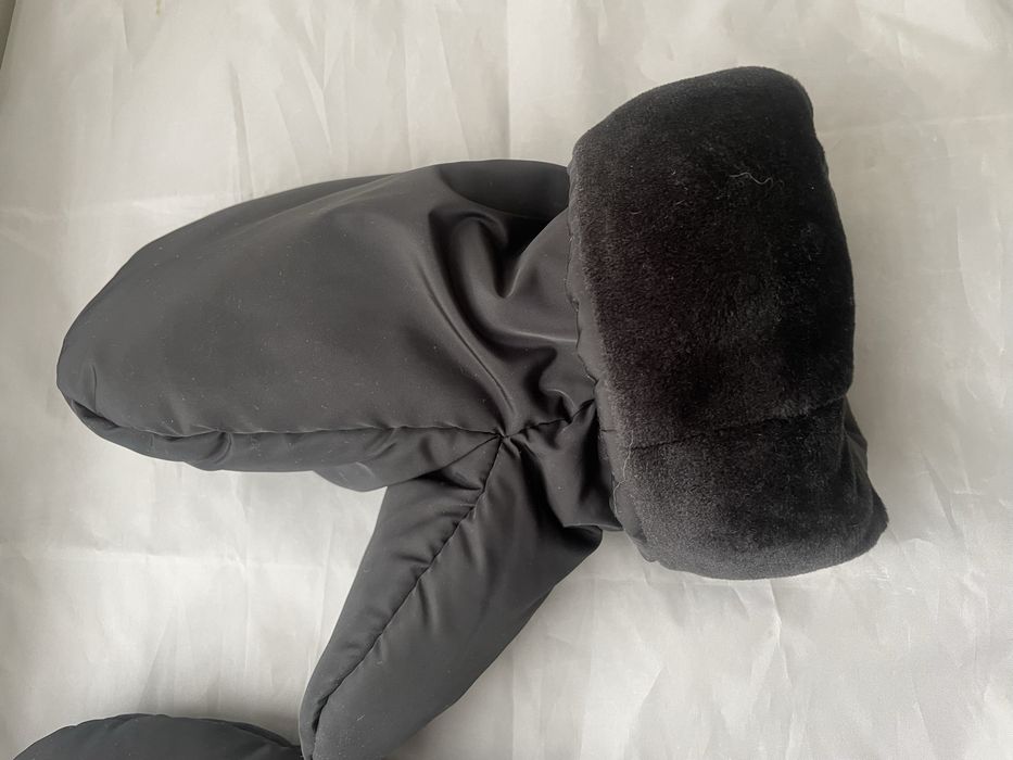 Рукавички на коляску