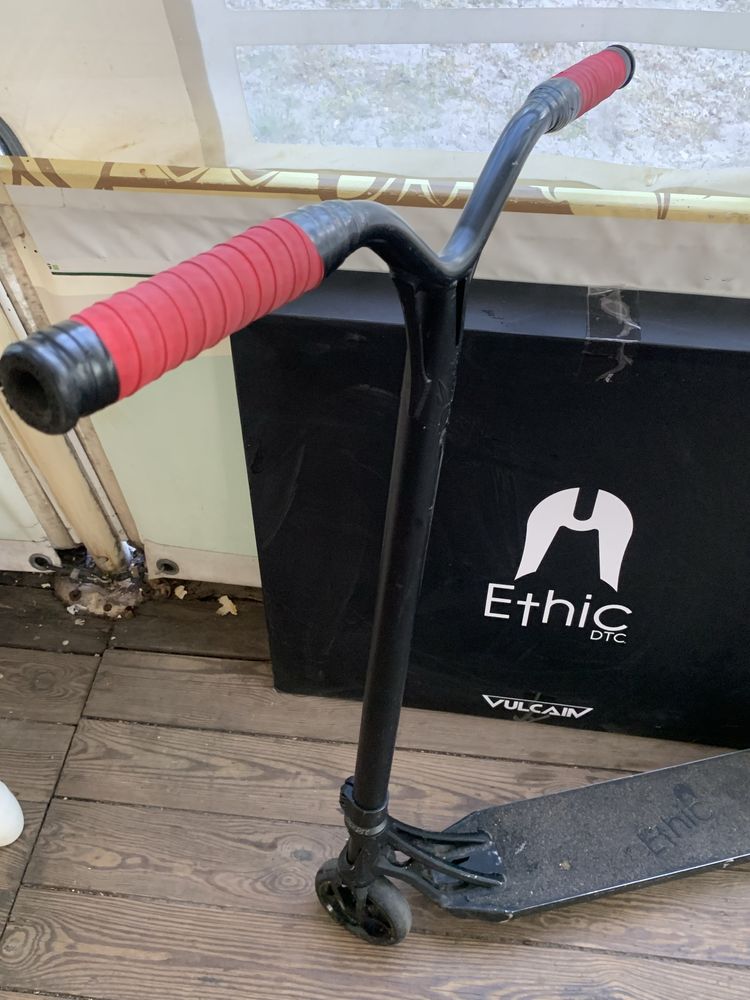 Трюковой самокат Ethic Vulcain 12STD  Pro Scooter (Black)