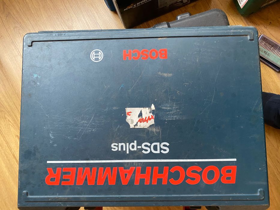 Перфоратор BOSCH Hammer