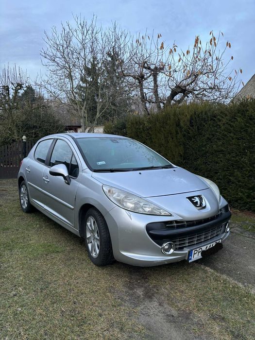 Sprzedam    PEUGEOT 207